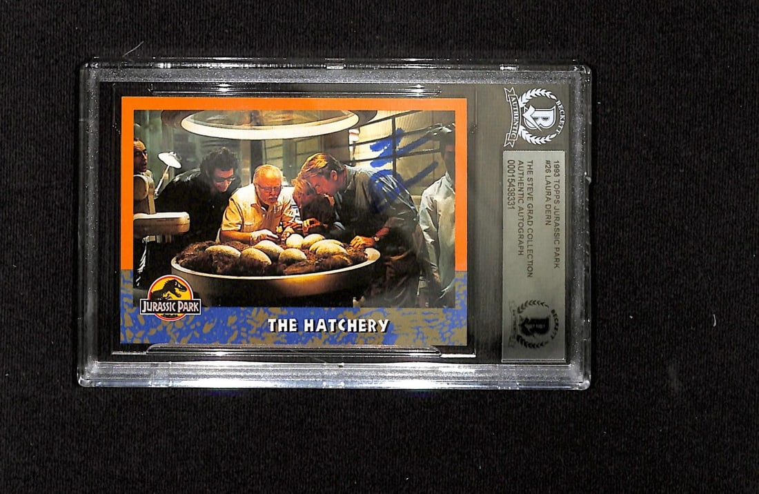 Beckett Slabbed Laura Dern Jurassic Park 1993 Topps Card #26 Signed (1 of 1)