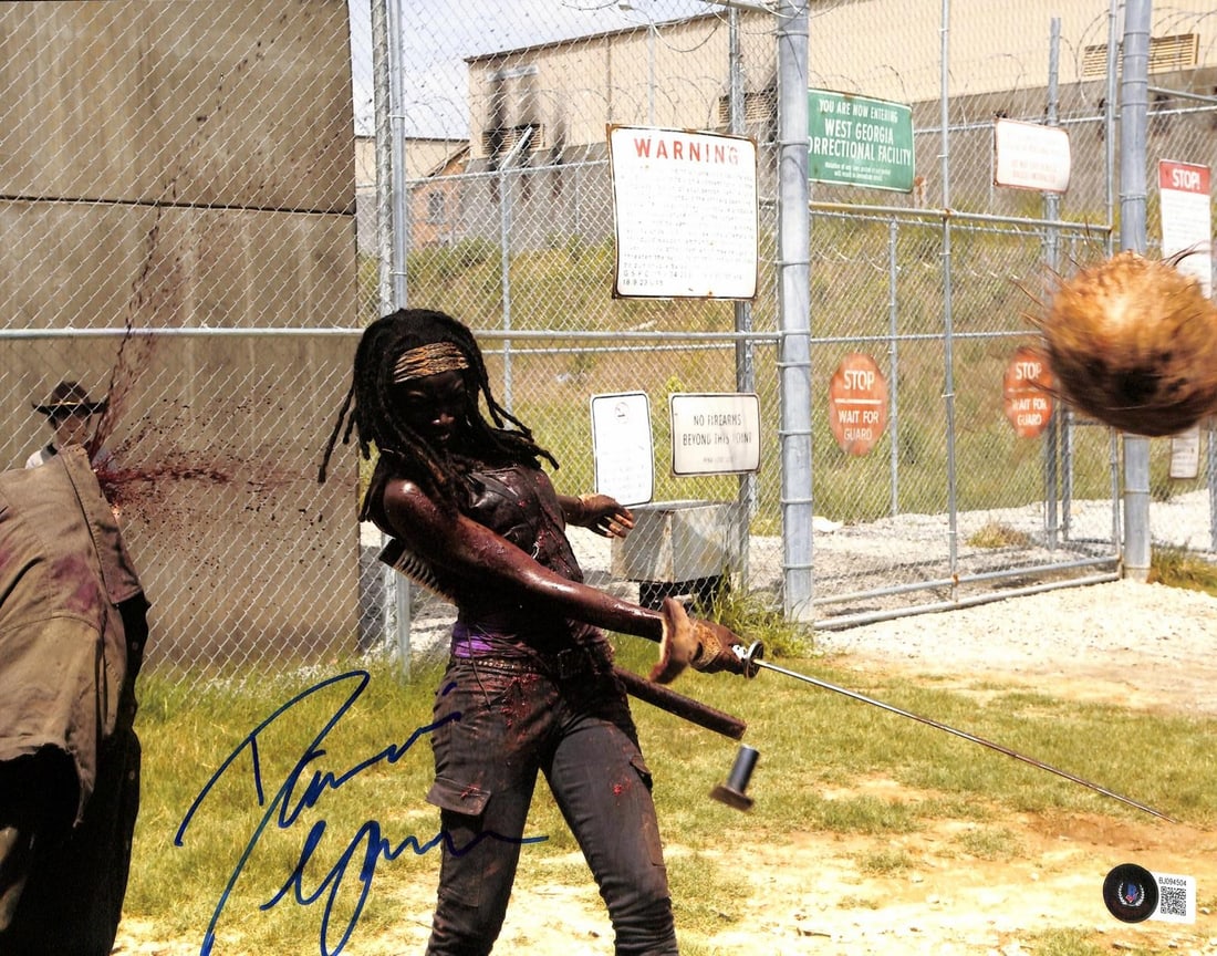 11x14 Danai Gurira autographed Walking Dead photo Beckett (1 of 1)