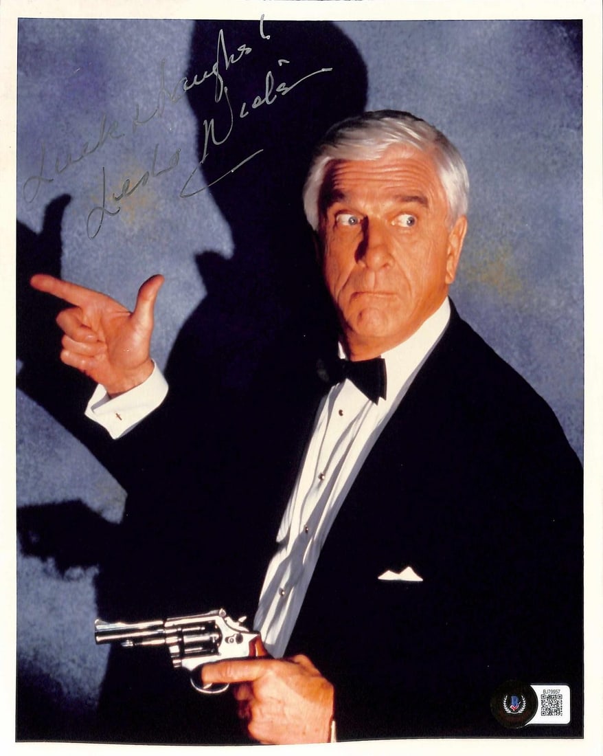 Signed Leslie Nielsen 8x10 Frank Drebin photo Beckett (1 of 1)