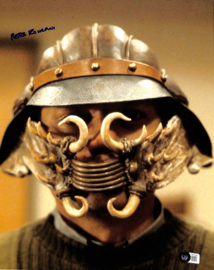 Signed 11x14 Photo Pete Ronzani Lando Skiff Mask Star Wars Beckett Authenticated: Signed 11x14 Photo Pete Ronzani Lando Skiff Mask Star Wars Beckett Authenticated This 11x14 photograph features a blue permanent marker signature from Pete Ronzani, who served as a mask maker and fabr