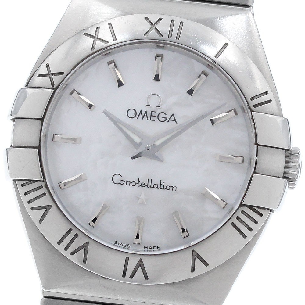 OMEGA Constellation 123.10.27.60.05.001 Women's Quartz Wristwatch: OMEGA Constellation 123.10.27.60.05.001 Women's Quartz Wristwatch Pre-owned OMEGA Constellation Brushed women's wristwatch with a white mother-of-pearl dial and quartz movement. The watch is made in S