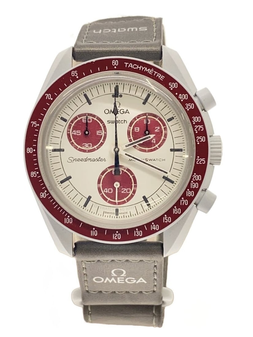 Omega x Swatch Mission to Pluto White Men's Wristwatch: Omega x Swatch Mission to Pluto White Men's Wristwatch This OMEGAxSWATCH MoonSwatch Speedmaster Mission to Pluto men's wristwatch features a white case and dial, crafted in Switzerland. The watch is p