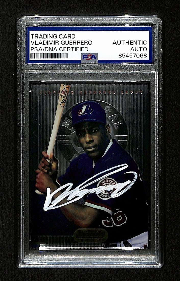 Vladimir Guerrero Signed 1995 Bowman's Best RC #2 Expos PSA/DNA: Vladimir Guerrero Signed 1995 Bowman's Best RC #2 Expos PSA/DNA This is a Vladimir Guerrero Signed/Autographed 1995 Bowman's Best Rookie Card #2 from the Montreal Expos. The card is authenticated by P