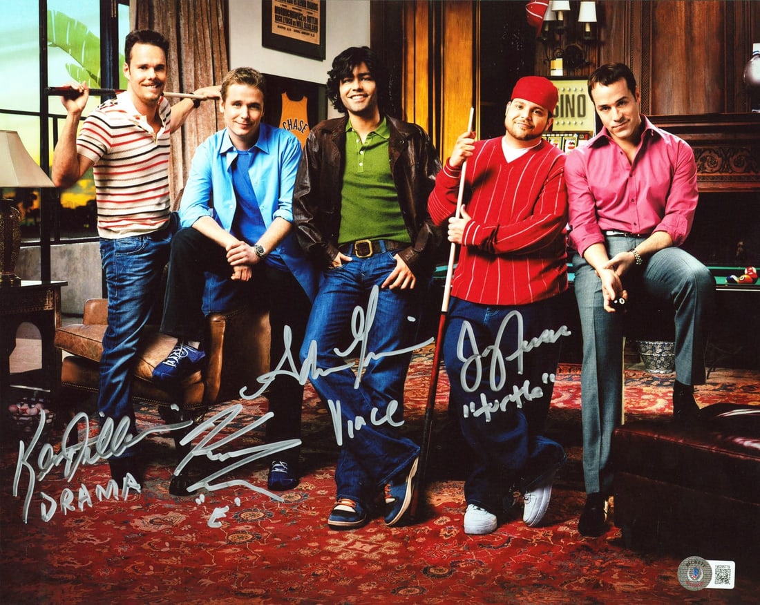 11x14 Entourage Cast Signed Photo Beckett Witnessed Original (1 of 3)