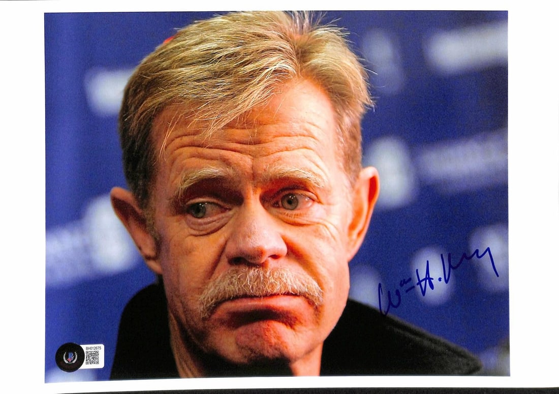 Beckett Certified William H Macy Autographed 8 1 2 x 11 Photo: Beckett Certified William H Macy Autographed 8 1 2 x 11 Photo This is an 8 1/2 x 11 inch color photograph personally hand-signed by acclaimed actor William H. Macy. The signature is in blue ink and ha