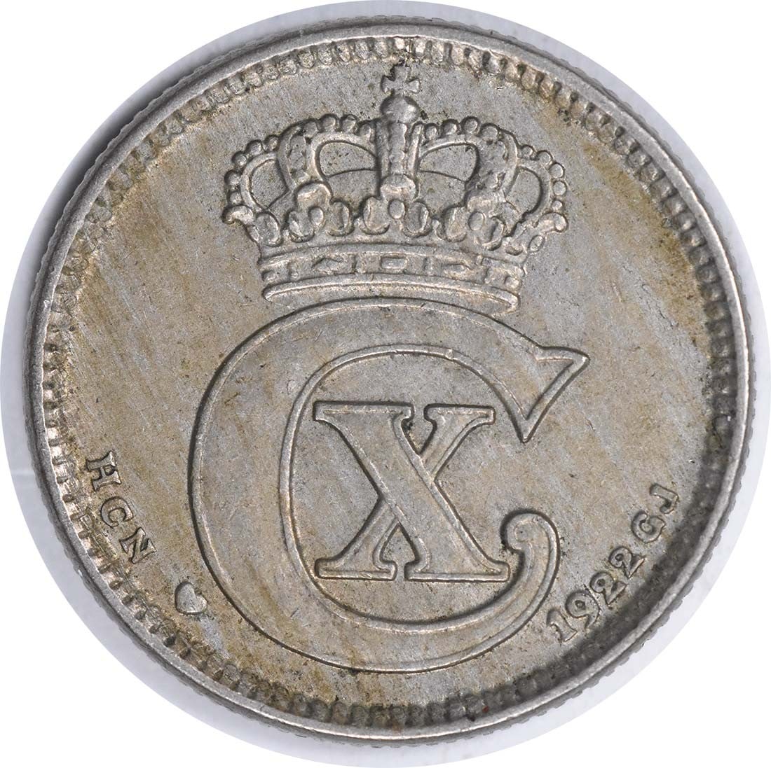 1922 Denmark 25 Ore KM 815.2A Nickel Coin Circulated: 1922 Denmark 25 Ore KM 815.2A Nickel Coin Circulated This 1922 Denmark 25 Ore coin (KM 815.2A) is a remarkable piece for collectors, showcasing a grade of XF (Extremely Fine). It features a compositio