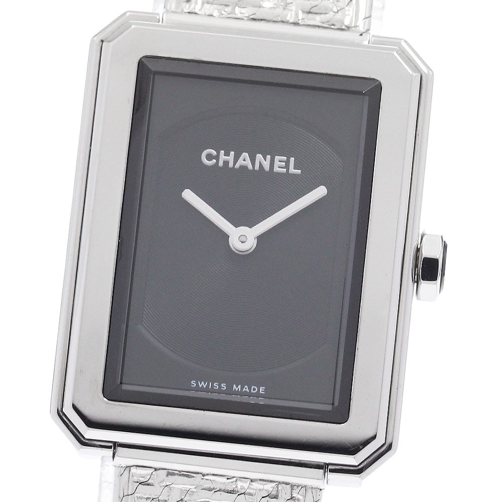 CHANEL Boyfriend Tweed H4876 Quartz Wristwatch for Women: CHANEL Boyfriend Tweed H4876 Quartz Wristwatch for Women Pre-owned Chanel Boyfriend Tweed women's wristwatch with a black dial and quartz movement. This Swiss-made watch features a stainless steel cas