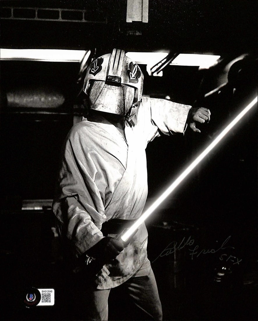 Roberta Friedman Signed Luke Skywalker 8x10 Photo Beckett Authenticated (1 of 1)