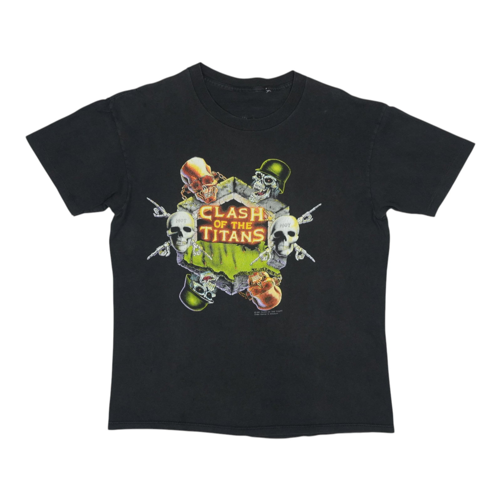 Vintage 1991 Concert Tee Clash Of The Titans Tour Black Cotton: Vintage 1991 Concert Tee Clash Of The Titans Tour Black Cotton This is an original vintage 1991 Clash Of The Titans Tour shirt featuring both front and back graphics. Made from 100% cotton in black, i