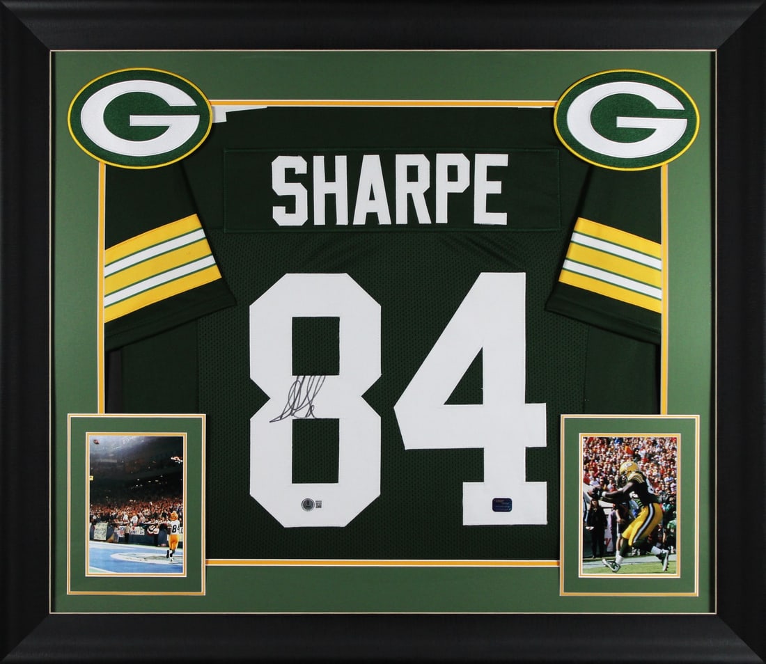 Beckett Witnessed Sterling Sharpe Packers framed signed jersey: Beckett Witnessed Sterling Sharpe Packers framed signed jersey This Green Pro Style Framed Jersey has been personally signed by Sterling Sharpe of the Green Bay Packers. The autograph was witnessed by