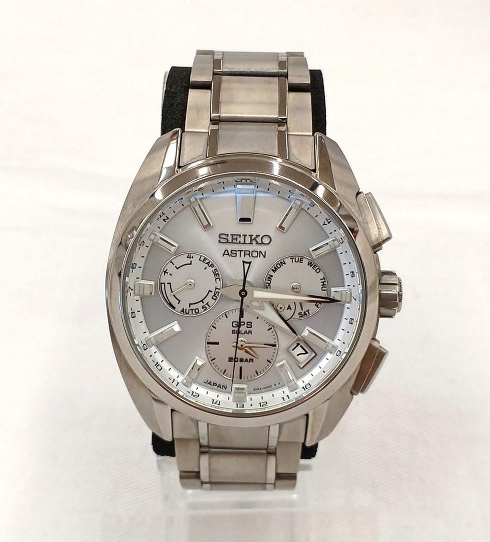 SEIKO SBXC063 Astron men's titanium GPS solar wristwatch (1 of 9)