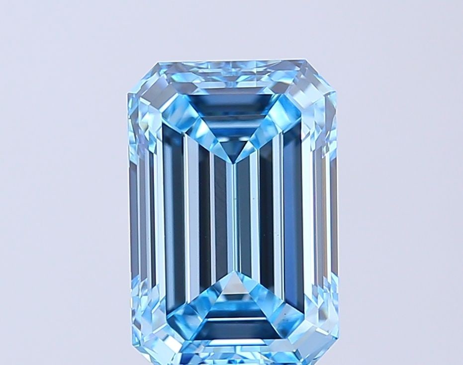 Loose Diamond - EMERALD 4.06ct Fancy Vivid Blue VVS2: Loose Diamond - EMERALD 4.06ct Fancy Vivid Blue VVS2 Source: This is a real non-mined Diamond that has been grown in a lab Shape: EMERALD Carats: 4.06 Color: Fancy Vivid Blue Certification: IGI Video: