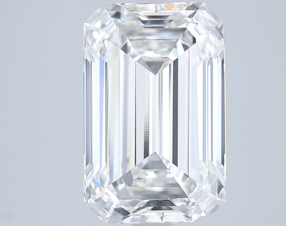 Loose Diamond - EMERALD 3.57ct E VVS2: Loose Diamond - EMERALD 3.57ct E VVS2 Source: This is a real non-mined Diamond that has been grown in a lab Shape: EMERALD Carats: 3.57 Color: E Clarity: VVS2 Certification: IGI Video: