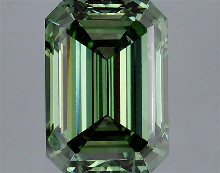 Loose Diamond - EMERALD 4.03ct Fancy Vivid Green VS1: Loose Diamond - EMERALD 4.03ct Fancy Vivid Green VS1 Source: This is a real non-mined Diamond that has been grown in a lab Shape: EMERALD Carats: 4.03 Color: Fancy Vivid Green Certification: IGI Video