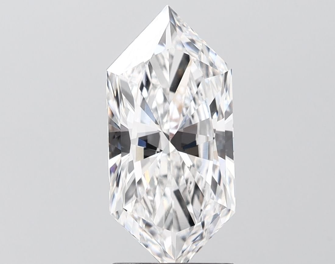 Loose Diamond - HEXAGONAL 2.21ct E VVS2: Loose Diamond - HEXAGONAL 2.21ct E VVS2 Source: This is a real non-mined Diamond that has been grown in a lab Shape: HEXAGONAL Carats: 2.21 Color: E Clarity: VVS2 Certification: IGI Video: