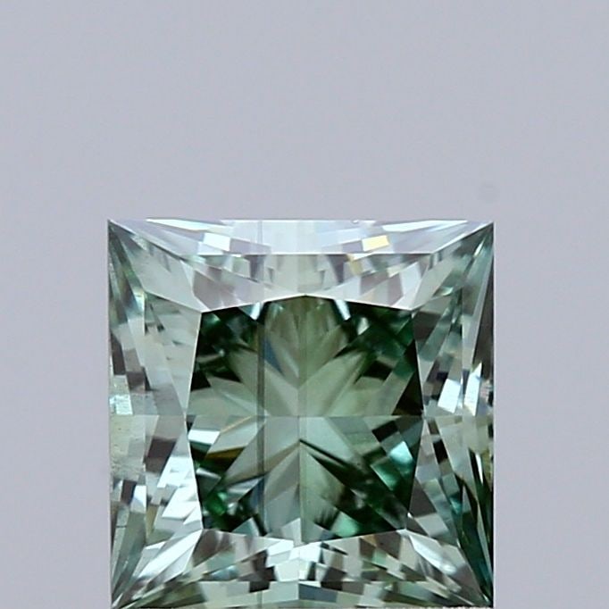 Loose Diamond - PRINCESS 1.05ct Fancy Vivid Green SI1: Loose Diamond - PRINCESS 1.05ct Fancy Vivid Green SI1 Source: This is a real non-mined Diamond that has been grown in a lab Shape: PRINCESS Carats: 1.05 Color: Fancy Vivid Green Certification: IGI Vid