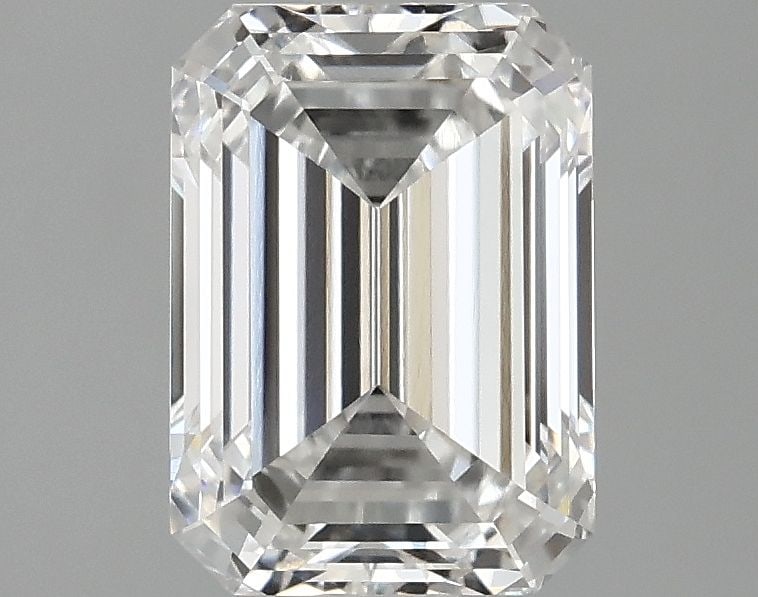 Loose Diamond - EMERALD 2.09ct E VVS1: Loose Diamond - EMERALD 2.09ct E VVS1 Source: This is a real non-mined Diamond that has been grown in a lab Shape: EMERALD Carats: 2.09 Color: E Clarity: VVS1 Certification: IGI Video: