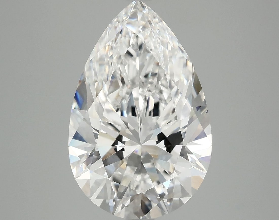 Loose Diamond - PEAR 4.9ct E VVS2: Loose Diamond - PEAR 4.9ct E VVS2 Source: This is a real non-mined Diamond that has been grown in a lab Shape: PEAR Carats: 4.9 Color: E Clarity: VVS2 Certification: IGI Video: