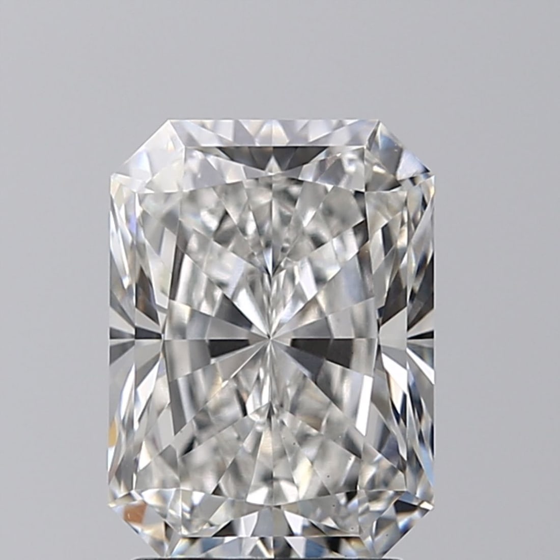 Loose Diamond - RADIANT 1.96ct F VVS2: Loose Diamond - RADIANT 1.96ct F VVS2 Source: This is a real non-mined Diamond that has been grown in a lab Shape: RADIANT Carats: 1.96 Color: F Clarity: VVS2 Certification: GIA Video: