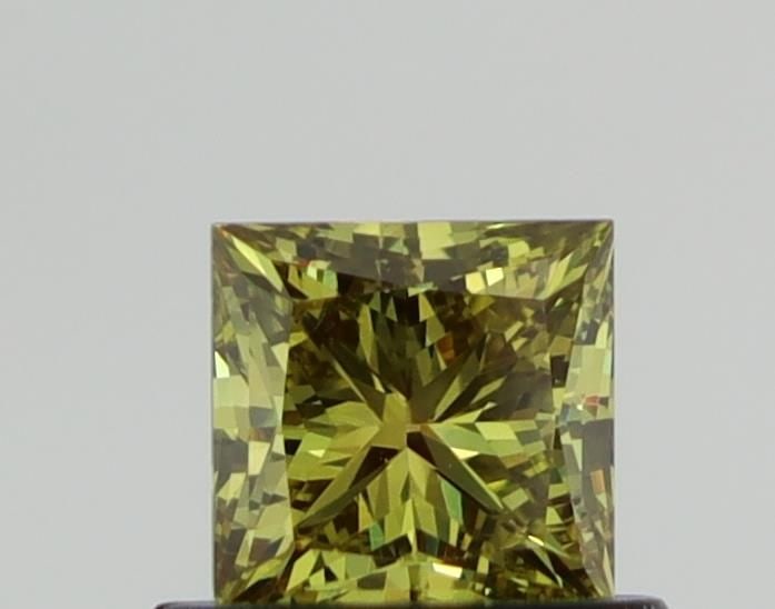 Loose Diamond - PRINCESS 0.64ct Fancy Green VS1: Loose Diamond - PRINCESS 0.64ct Fancy Green VS1 Source: This is a real non-mined Diamond that has been grown in a lab Shape: PRINCESS Carats: 0.64 Color: Fancy Green Certification: NONE Video: