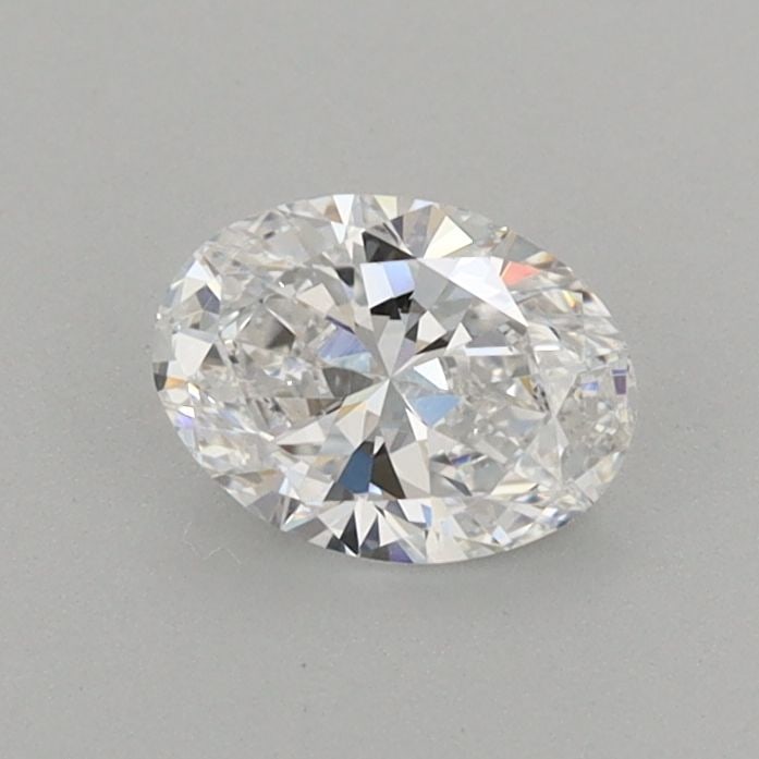 Loose Diamond - OVAL 0.56ct D VVS2: Loose Diamond - OVAL 0.56ct D VVS2 Source: This is a real non-mined Diamond that has been grown in a lab Shape: OVAL Carats: 0.56 Color: D Clarity: VVS2 Certification: IGI Additional images available 