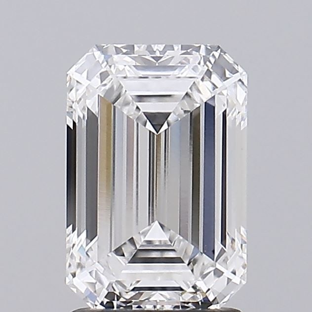 Loose Diamond - EMERALD 0.42ct E VVS2: Loose Diamond - EMERALD 0.42ct E VVS2 Source: This is a real non-mined Diamond that has been grown in a lab Shape: EMERALD Carats: 0.42 Color: E Clarity: VVS2 Certification: IGI Video: