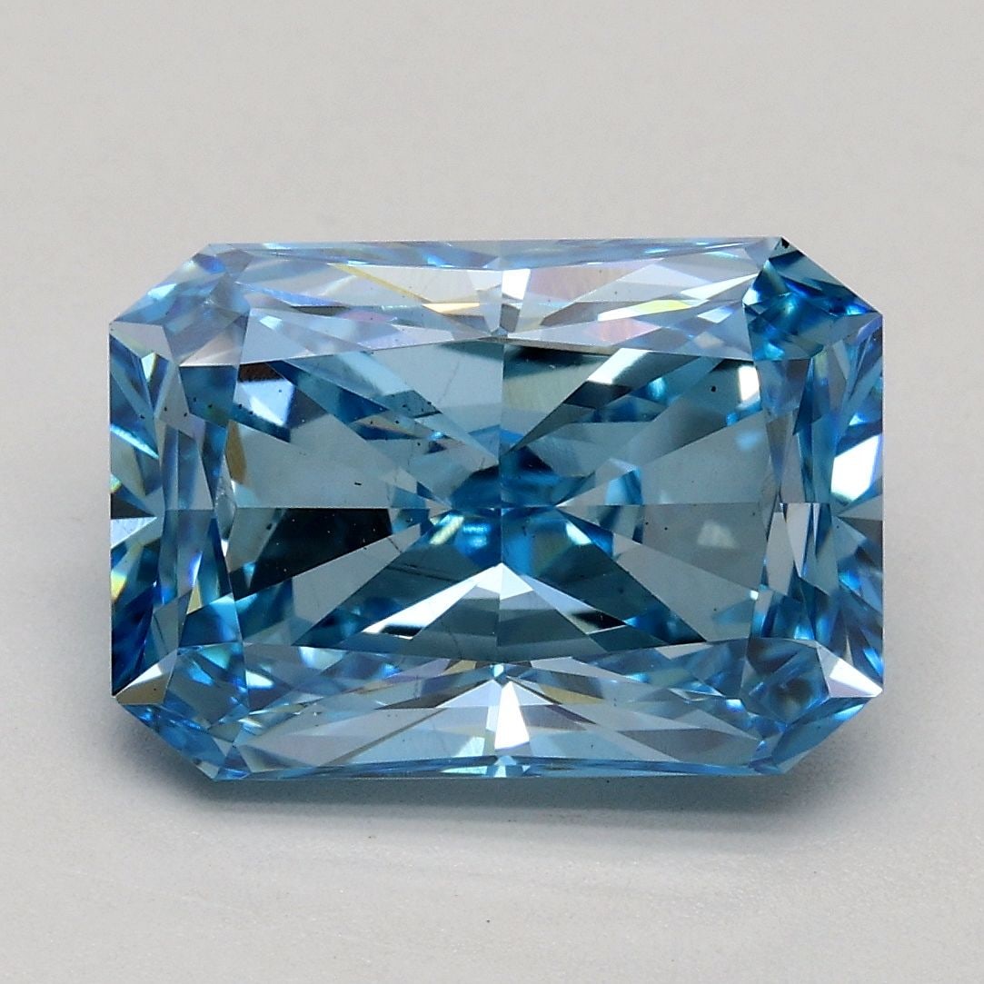 Loose Diamond - RADIANT 2.95ct Fancy Vivid Blue VS2: Loose Diamond - RADIANT 2.95ct Fancy Vivid Blue VS2 Source: This is a real non-mined Diamond that has been grown in a lab Shape: RADIANT Carats: 2.95 Color: Fancy Vivid Blue Certification: IGI Video: