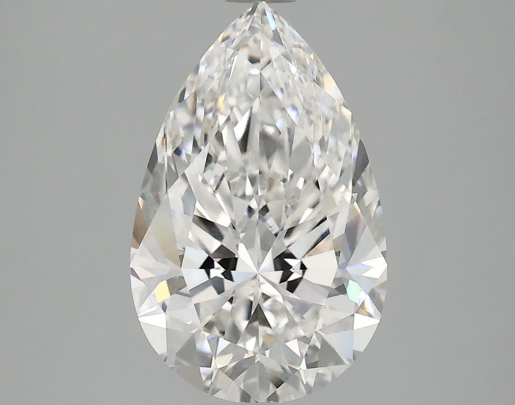 Loose Diamond - PEAR 2.52ct E VVS2: Loose Diamond - PEAR 2.52ct E VVS2 Source: This is a real non-mined Diamond that has been grown in a lab Shape: PEAR Carats: 2.52 Color: E Clarity: VVS2 Certification: IGI Video: