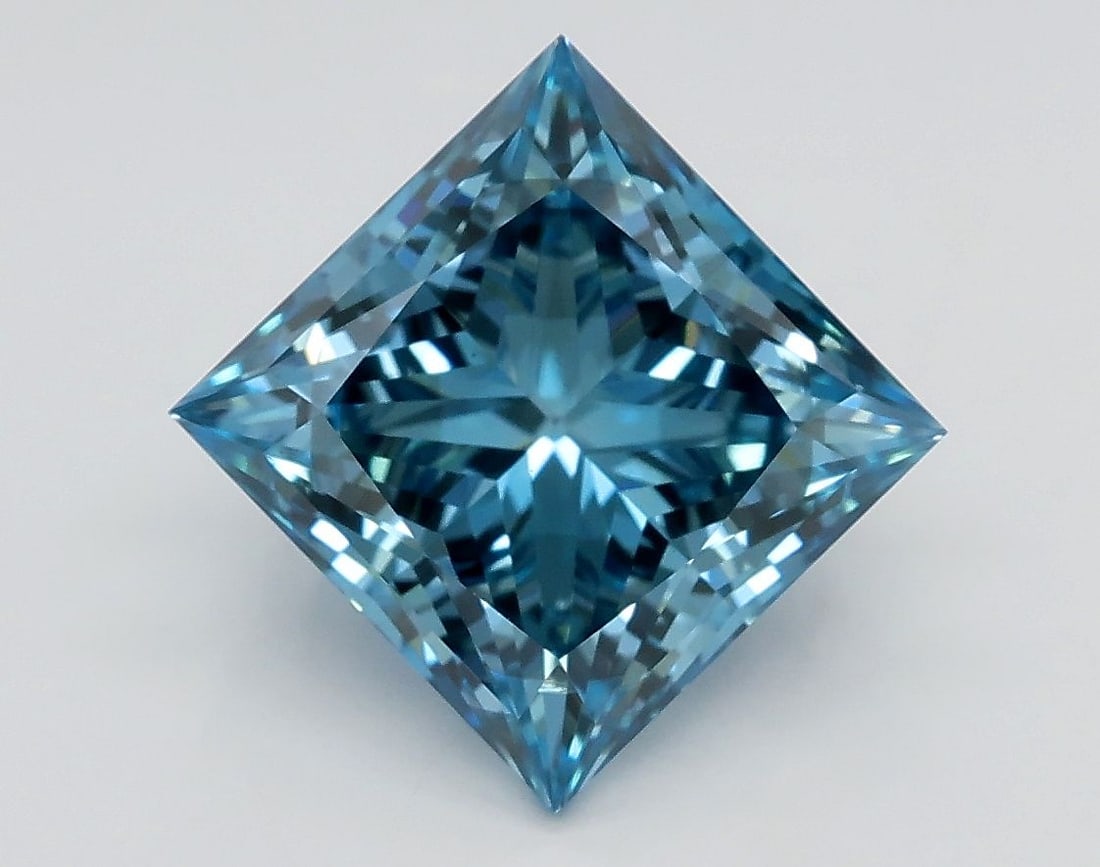 Loose Diamond - PRINCESS 2.75ct Fancy Vivid Blue SI1: Loose Diamond - PRINCESS 2.75ct Fancy Vivid Blue SI1 Source: This is a real non-mined Diamond that has been grown in a lab Shape: PRINCESS Carats: 2.75 Color: Fancy Vivid Blue Certification: IGI Video