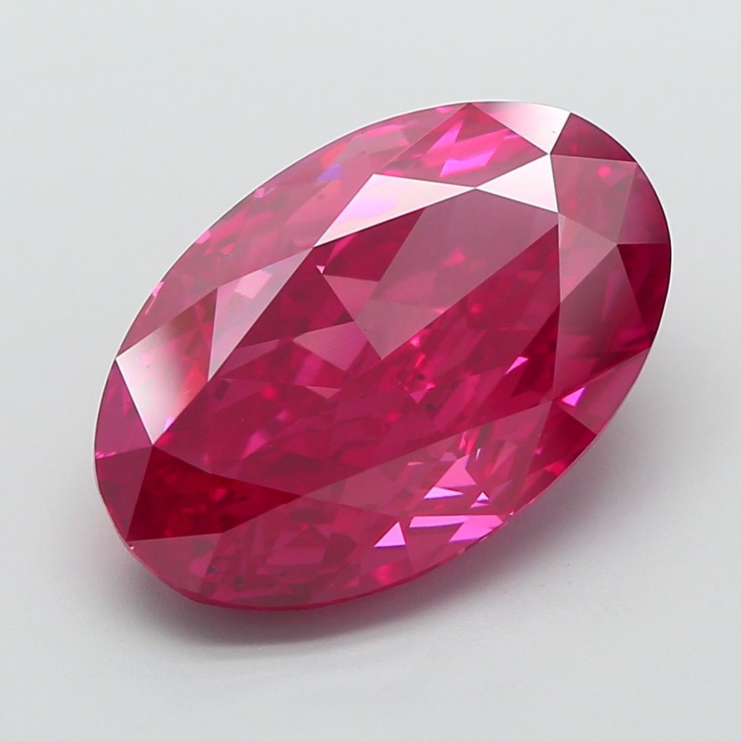 Loose Diamond - OVAL 8.22ct Fancy Vivid Red VS2: Loose Diamond - OVAL 8.22ct Fancy Vivid Red VS2 Source: This is a real non-mined Diamond that has been grown in a lab Shape: OVAL Carats: 8.22 Color: Fancy Vivid Red Certification: IGI Video: