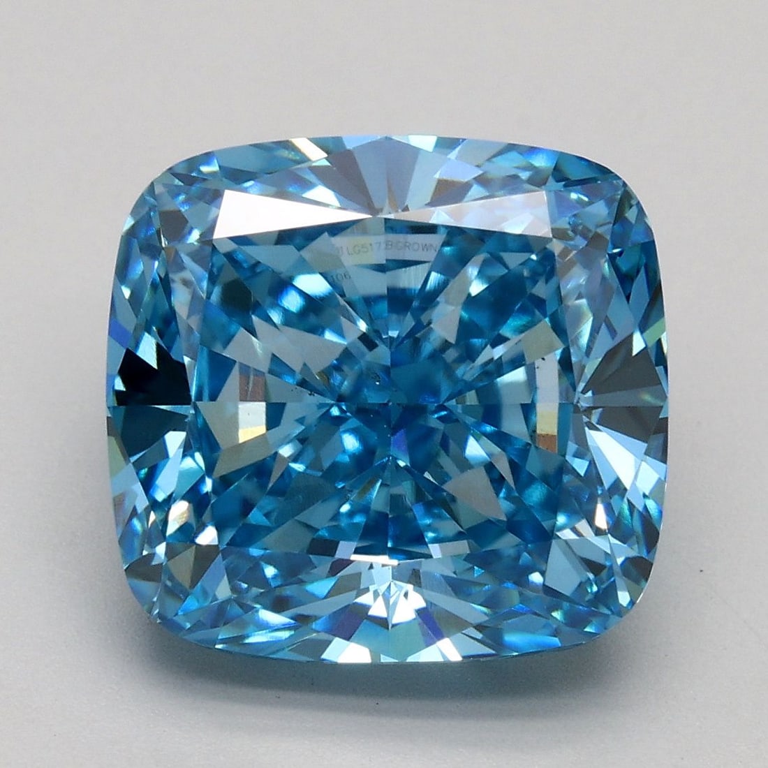 Loose Diamond - CUSHION MODIFIED 5.03ct Fancy Vivid Blue VS2: Loose Diamond - CUSHION MODIFIED 5.03ct Fancy Vivid Blue VS2 Source: This is a real non-mined Diamond that has been grown in a lab Shape: CUSHION MODIFIED Carats: 5.03 Color: Fancy Vivid Blue Certific