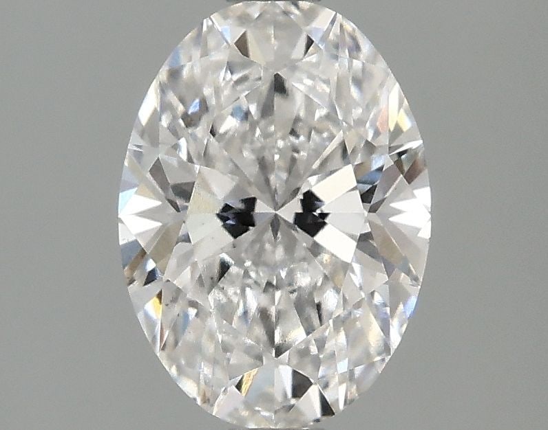 Loose Diamond - OVAL 1.55ct E VS2: Loose Diamond - OVAL 1.55ct E VS2 Source: This is a real non-mined Diamond that has been grown in a lab Shape: OVAL Carats: 1.55 Color: E Clarity: VS2 Certification: IGI Additional images available up