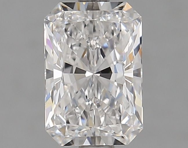 Loose Diamond - RADIANT 1.42ct E VS1: Loose Diamond - RADIANT 1.42ct E VS1 Source: This is a real non-mined Diamond that has been grown in a lab Shape: RADIANT Carats: 1.42 Color: E Clarity: VS1 Certification: IGI Video: