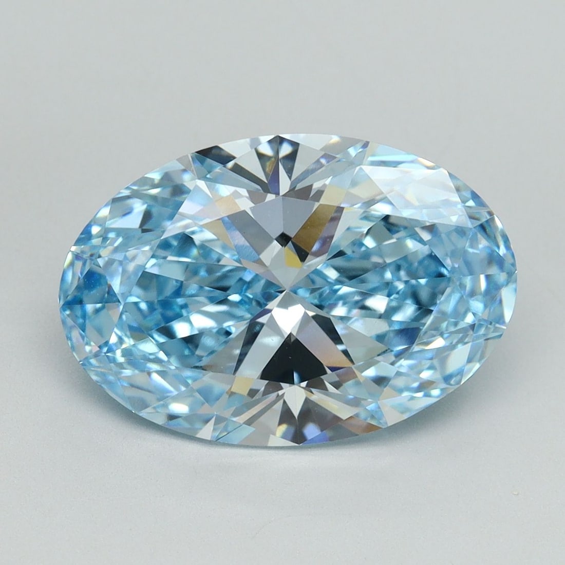 Loose Diamond - OVAL 5.04ct Fancy Vivid Blue VVS2: Loose Diamond - OVAL 5.04ct Fancy Vivid Blue VVS2 Source: This is a real non-mined Diamond that has been grown in a lab Shape: OVAL Carats: 5.04 Color: Fancy Vivid Blue Certification: IGI Video: