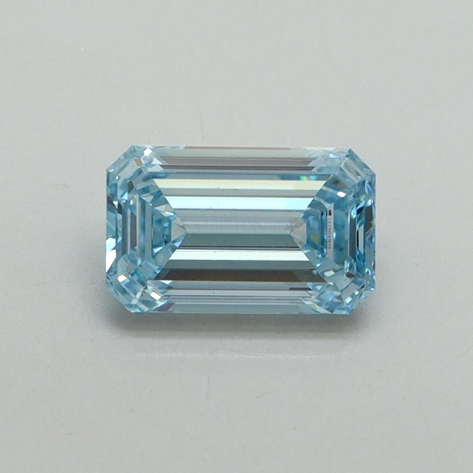Loose Diamond - EMERALD 1.05ct Fancy Vivid Blue VVS2: Loose Diamond - EMERALD 1.05ct Fancy Vivid Blue VVS2 Source: This is a real non-mined Diamond that has been grown in a lab Shape: EMERALD Carats: 1.05 Color: Fancy Vivid Blue Certification: IGI Video: