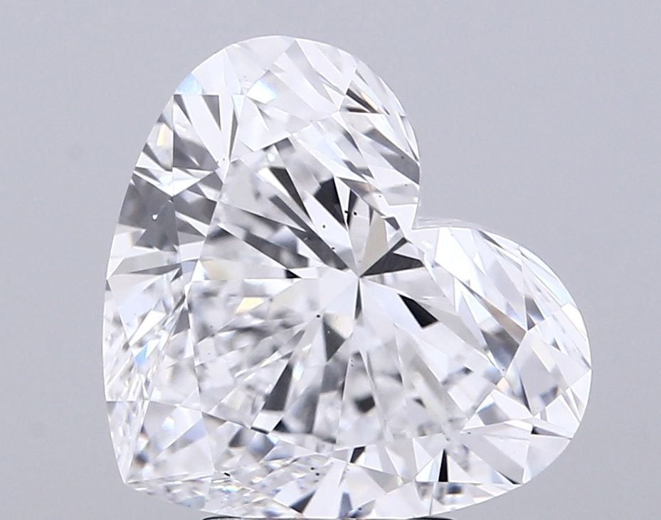 Loose Diamond - HEART 5.03ct D VS2: Loose Diamond - HEART 5.03ct D VS2 Source: This is a real non-mined Diamond that has been grown in a lab Shape: HEART Carats: 5.03 Color: D Clarity: VS2 Certification: IGI Video: