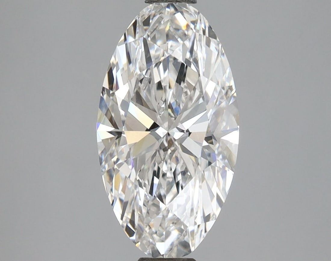 Loose Diamond - OVAL 2.28ct F VS1: Loose Diamond - OVAL 2.28ct F VS1 Source: This is a real non-mined Diamond that has been grown in a lab Shape: OVAL Carats: 2.28 Color: F Clarity: VS1 Certification: IGI Video: