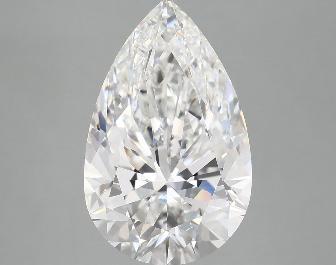 Loose Diamond - PEAR 5.03ct E VS1: Loose Diamond - PEAR 5.03ct E VS1 Source: This is a real non-mined Diamond that has been grown in a lab Shape: PEAR Carats: 5.03 Color: E Clarity: VS1 Certification: IGI Video: