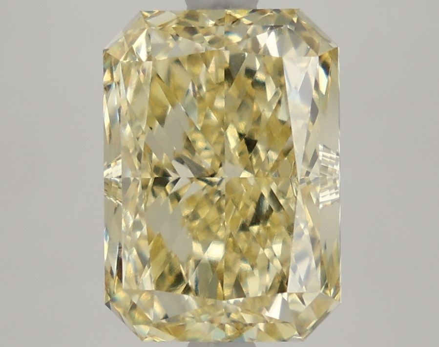 Loose Diamond - RADIANT 4.04ct Fancy Intense Yellow VS1: Loose Diamond - RADIANT 4.04ct Fancy Intense Yellow VS1 Source: This is a real non-mined Diamond that has been grown in a lab Shape: RADIANT Carats: 4.04 Color: Fancy Intense Yellow Certification: IGI