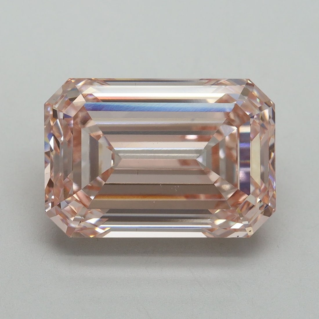Loose Diamond - EMERALD 8.13ct Fancy Intense Pink VS1: Loose Diamond - EMERALD 8.13ct Fancy Intense Pink VS1 Source: This is a real non-mined Diamond that has been grown in a lab Shape: EMERALD Carats: 8.13 Color: Fancy Intense Pink Certification: IGI Vid