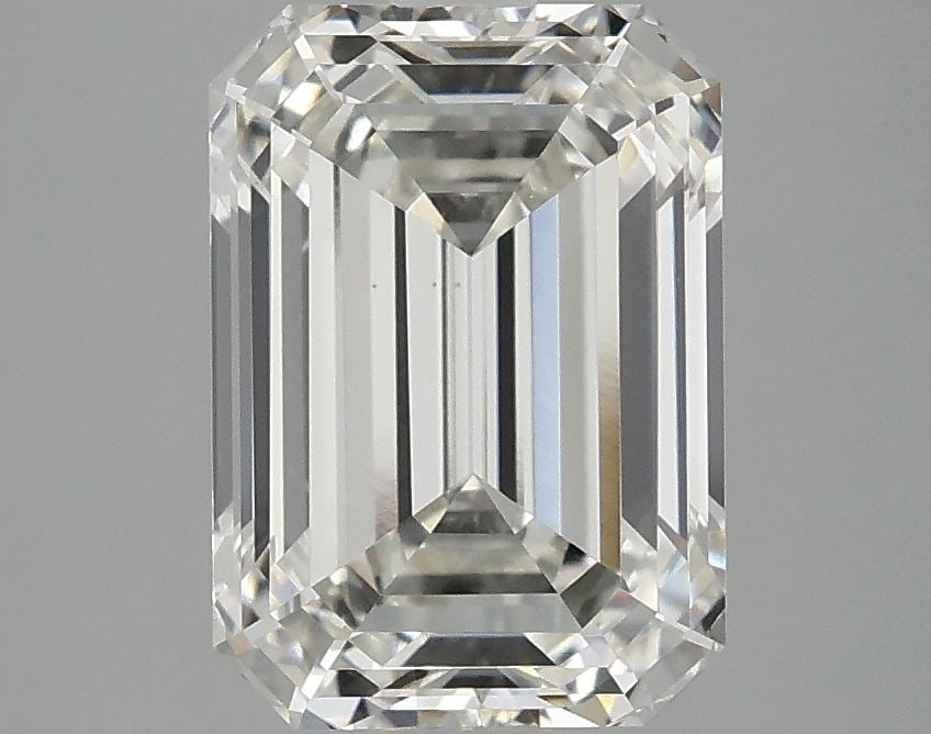 Loose Diamond - EMERALD 3.04ct G VS1: Loose Diamond - EMERALD 3.04ct G VS1 Source: This is a real non-mined Diamond that has been grown in a lab Shape: EMERALD Carats: 3.04 Color: G Clarity: VS1 Certification: IGI Video: