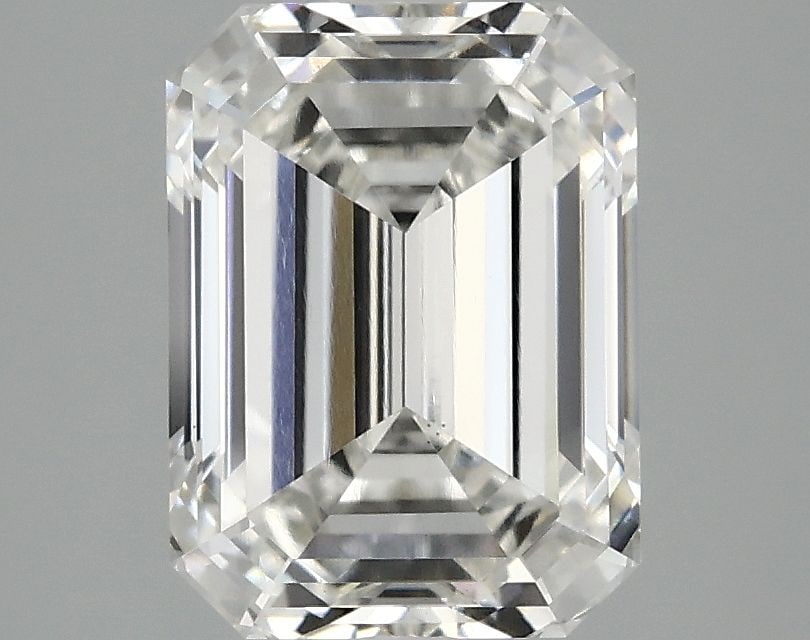 Loose Diamond - EMERALD 3.1ct G VS1: Loose Diamond - EMERALD 3.1ct G VS1 Source: This is a real non-mined Diamond that has been grown in a lab Shape: EMERALD Carats: 3.1 Color: G Clarity: VS1 Certification: IGI Video: