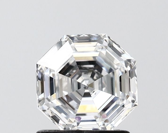 Loose Diamond - OCTAGONAL 1.13ct D VVS1: Loose Diamond - OCTAGONAL 1.13ct D VVS1 Source: This is a real non-mined Diamond that has been grown in a lab Shape: OCTAGONAL Carats: 1.13 Color: D Clarity: VVS1 Certification: IGI Video: