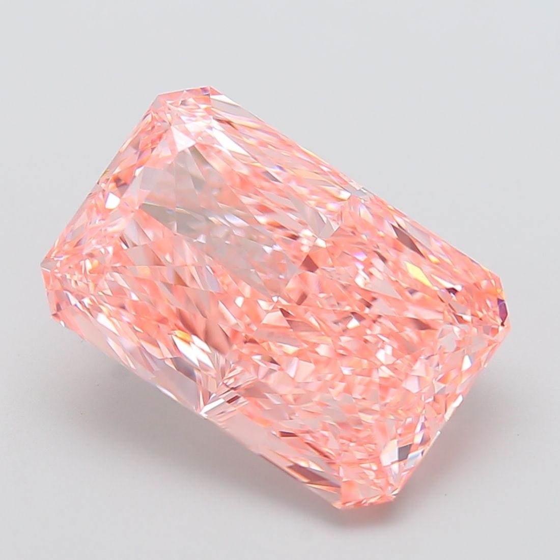 Loose Diamond - RADIANT 15.02ct Fancy Vivid Pink VVS2: Loose Diamond - RADIANT 15.02ct Fancy Vivid Pink VVS2 Source: This is a real non-mined Diamond that has been grown in a lab Shape: RADIANT Carats: 15.02 Color: Fancy Vivid Pink Certification: IGI Vide