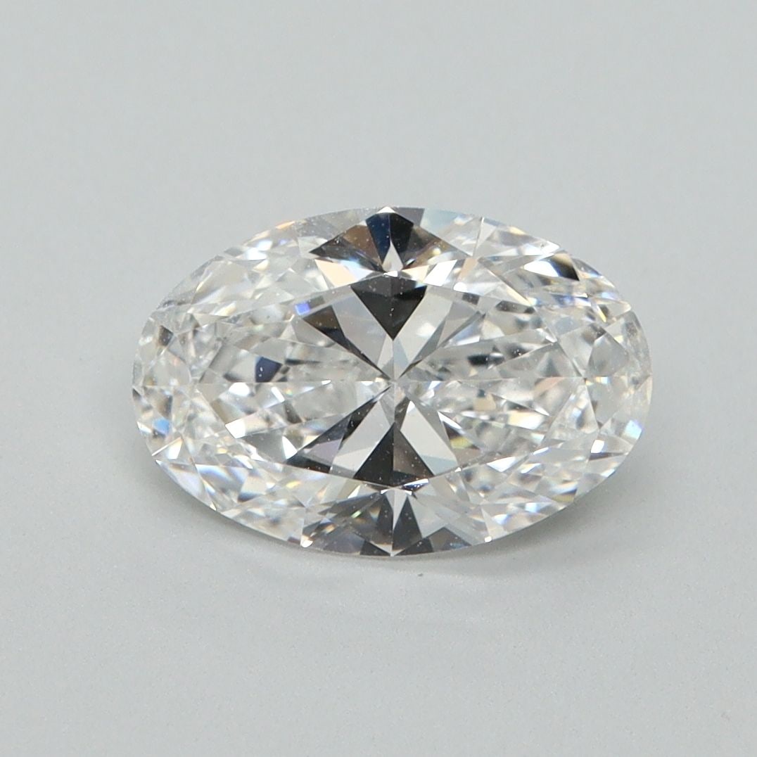 Loose Diamond - OVAL 1.6ct E VS1: Loose Diamond - OVAL 1.6ct E VS1 Source: This is a real non-mined Diamond that has been grown in a lab Shape: OVAL Carats: 1.6 Color: E Clarity: VS1 Certification: NONE Video: