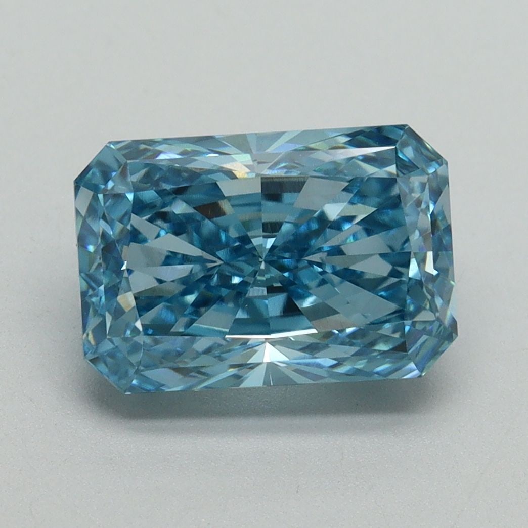 Loose Diamond - RADIANT 3.14ct Fancy Vivid Blue VVS2: Loose Diamond - RADIANT 3.14ct Fancy Vivid Blue VVS2 Source: This is a real non-mined Diamond that has been grown in a lab Shape: RADIANT Carats: 3.14 Color: Fancy Vivid Blue Certification: IGI Video: