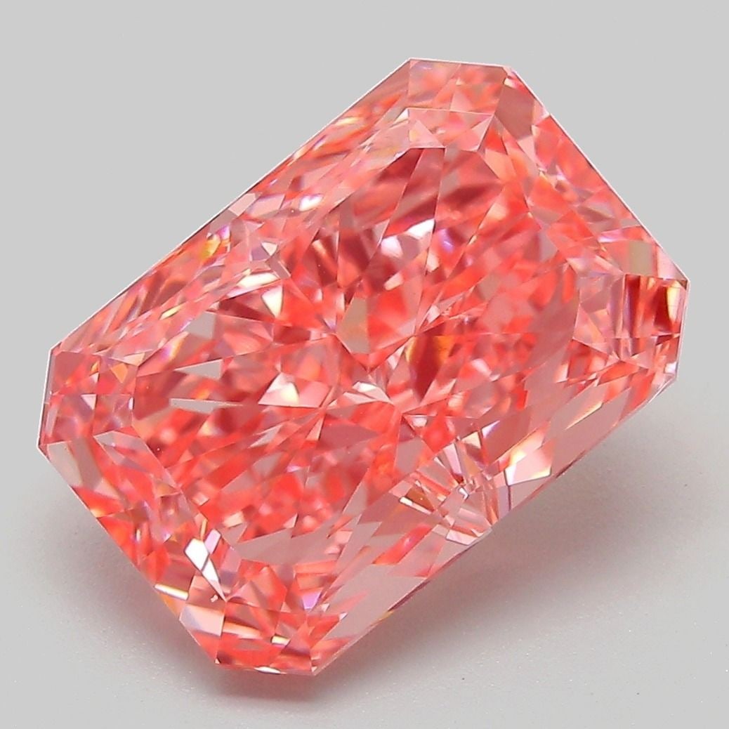 Loose Diamond - RADIANT 5.67ct Fancy Vivid Pink VVS2: Loose Diamond - RADIANT 5.67ct Fancy Vivid Pink VVS2 Source: This is a real non-mined Diamond that has been grown in a lab Shape: RADIANT Carats: 5.67 Color: Fancy Vivid Pink Certification: IGI Video: