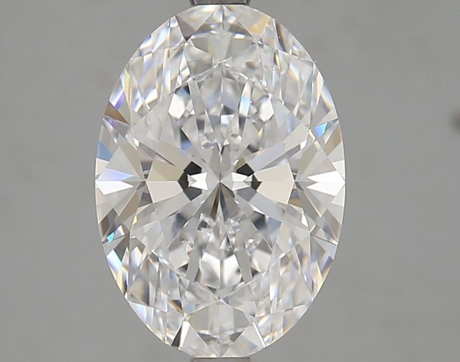 Loose Diamond - OVAL 3.22ct D IF: Loose Diamond - OVAL 3.22ct D IF Source: This is a real non-mined Diamond that has been grown in a lab Shape: OVAL Carats: 3.22 Color: D Clarity: IF Certification: GIA Video: