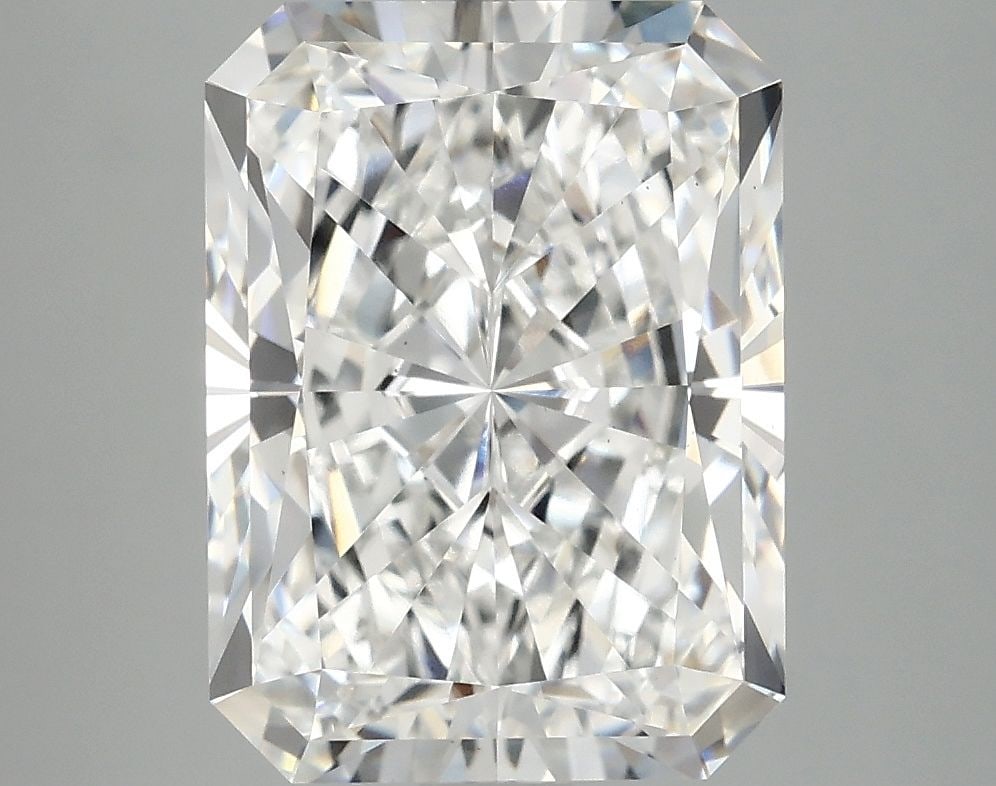 Loose Diamond - RADIANT 5.05ct E VS1: Loose Diamond - RADIANT 5.05ct E VS1 Source: This is a real non-mined Diamond that has been grown in a lab Shape: RADIANT Carats: 5.05 Color: E Clarity: VS1 Certification: IGI Video: