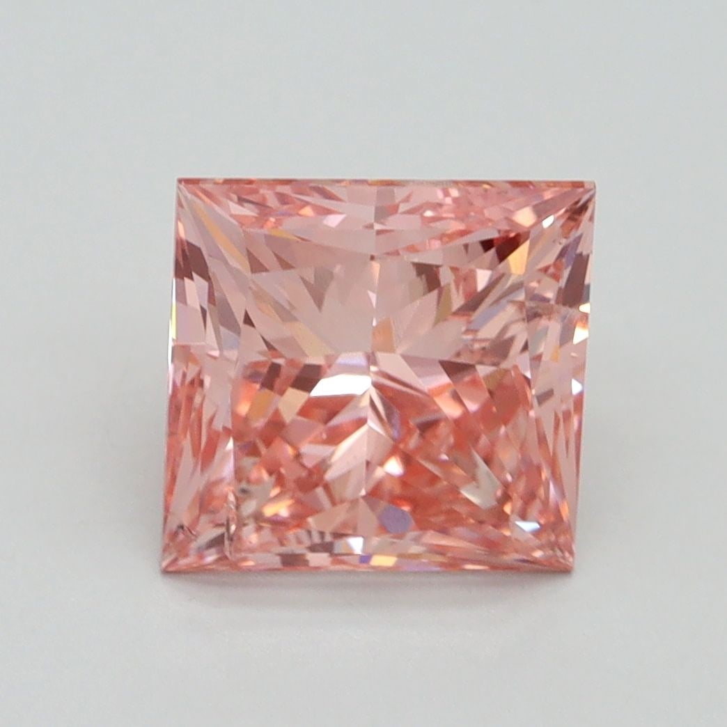 Loose Diamond - PRINCESS 3.17ct Fancy Vivid Pink SI2: Loose Diamond - PRINCESS 3.17ct Fancy Vivid Pink SI2 Source: This is a real non-mined Diamond that has been grown in a lab Shape: PRINCESS Carats: 3.17 Color: Fancy Vivid Pink Certification: IGI Video